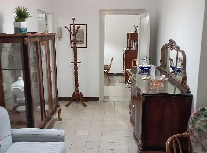 بيت ضيافة Casa San Carlo فولينيو