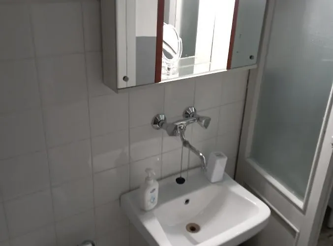 Casa San Carlo بيت ضيافة